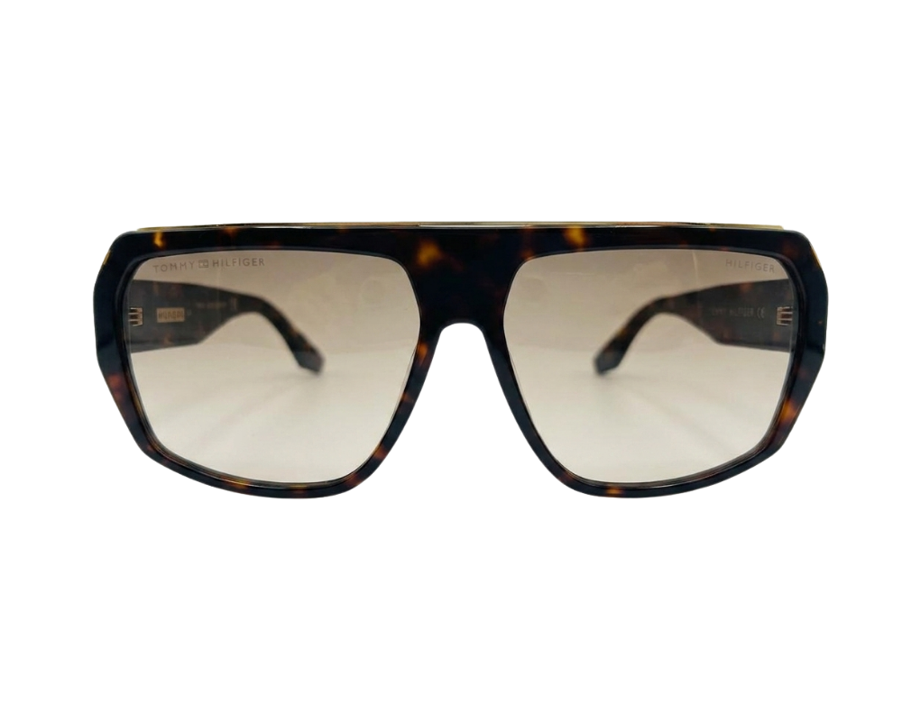 Classic Black Rectangle Sunglasses Classic Black Rectangle Sunglasses - Image 1